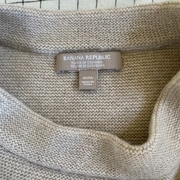 *SOLD* Wool & Cashmere blend sweater - Picture 5 of 5